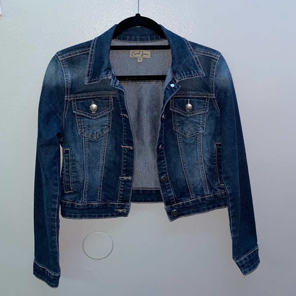 Cropped Vintage Denim Jacket